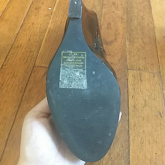 Black patent pumps - Picture 4 of 5